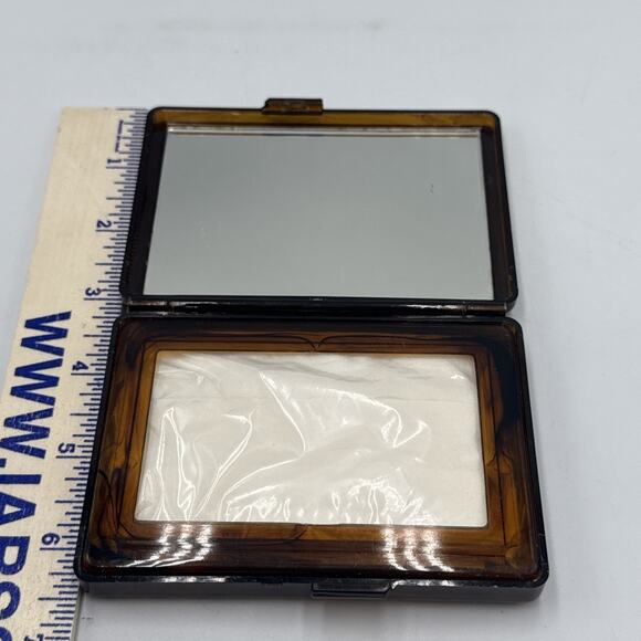 Lucite Tissue Box & Mirror Compact Set From Holiday Inn Des Moines Iowa Rare - Picture 2 of 15